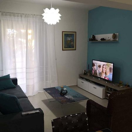 Menta Apartment Nea Iraklitsa ภายนอก รูปภาพ