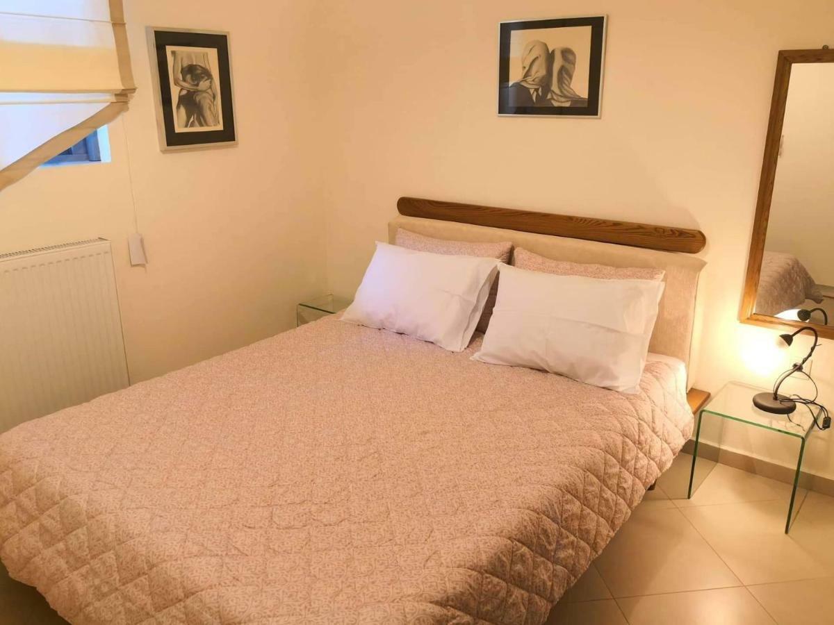 Menta Apartment Nea Iraklitsa ภายนอก รูปภาพ